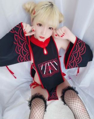 人妖干美女