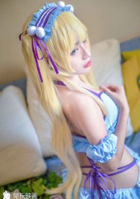 年轻女教师4