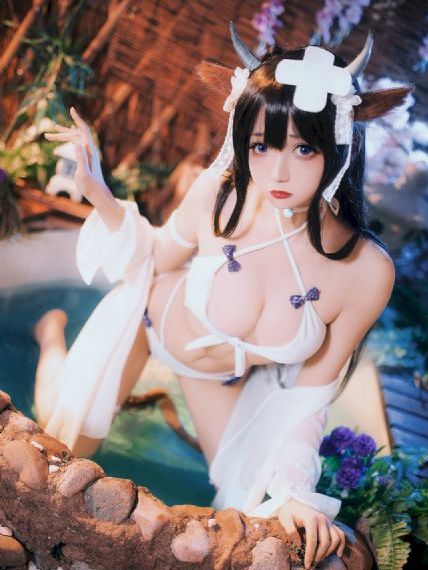 撕开老师的乳罩慢慢揉视频
