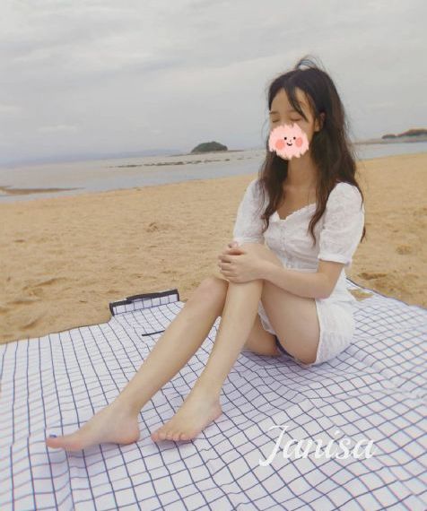 李采潭漂亮女客栈
