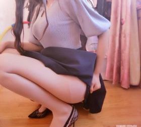 异国女郎在巴黎
