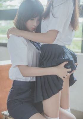 朴银狐妻子的职业