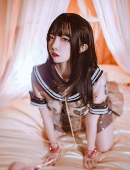 丰满年轻的继母6